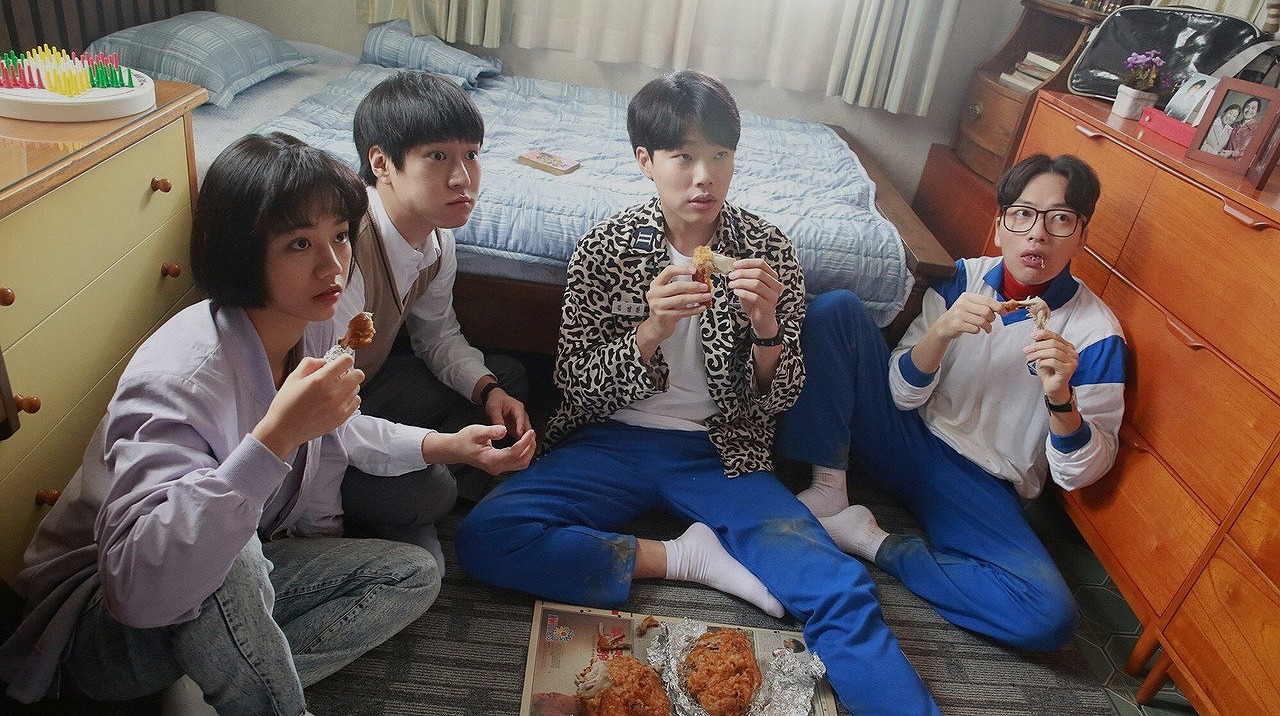 ย้อนวันรัก 1988: เมื่อความอบอุ่นในซอยเล็กๆ กลายเป็นตำนานที่ไม่มีวันเลือนหาย