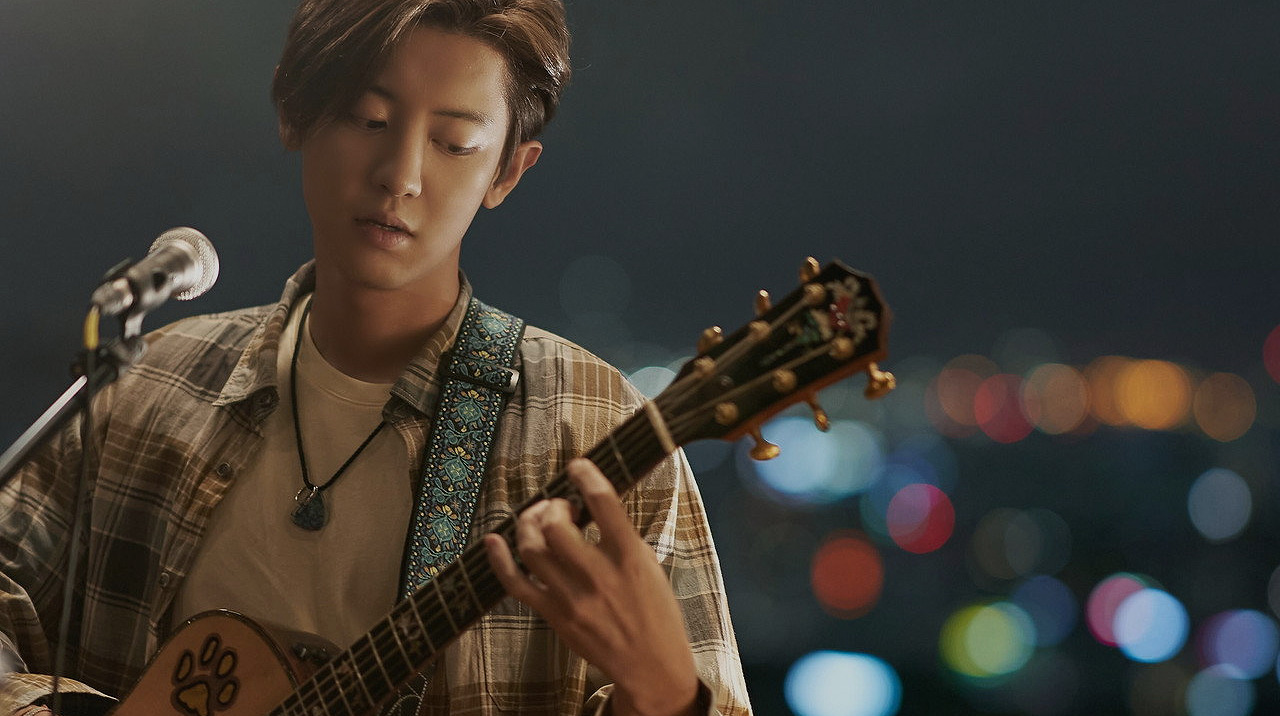 บทเพ�ลงกลางถนน: '더 박스' หนังดนตรีที่พัดพาความฝันไปกับเสียงเพลง
